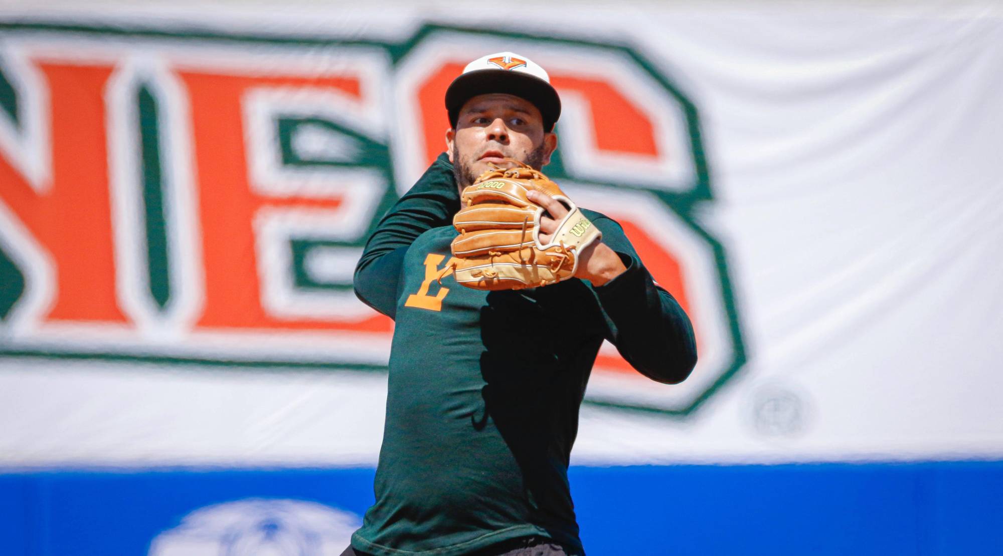 $!‘Truenan’ los maderos de Leones de Yucatán en la pretemporada