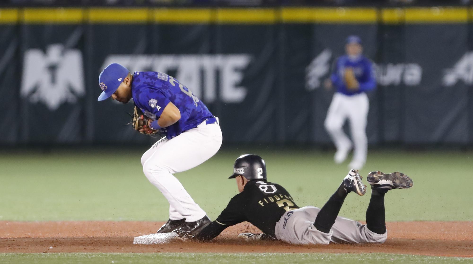 $!Duelo de pitcheo se inclina para Sultanes y se empareja la serie ante Charros