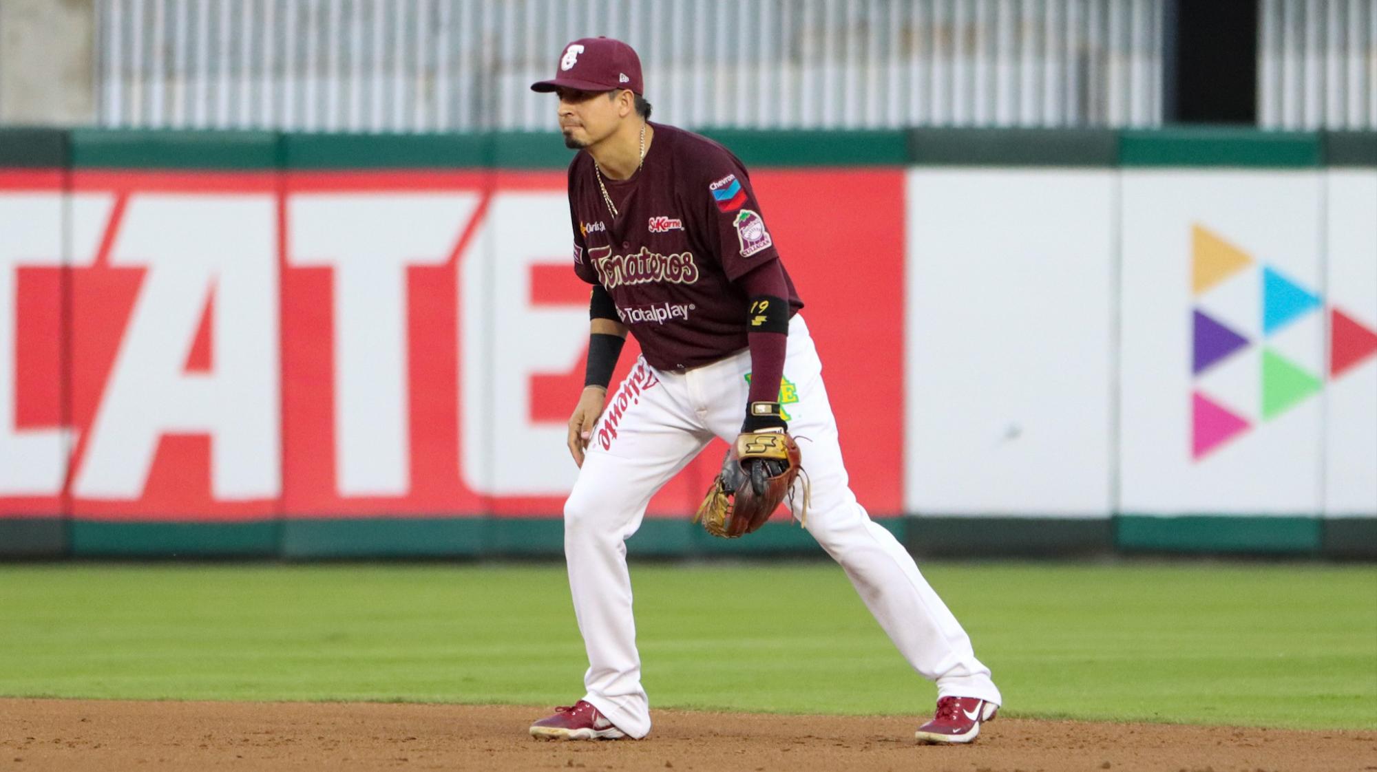 $!Algodoneros vence a Tomateros de Culiacán y obliga el regreso a Guasave