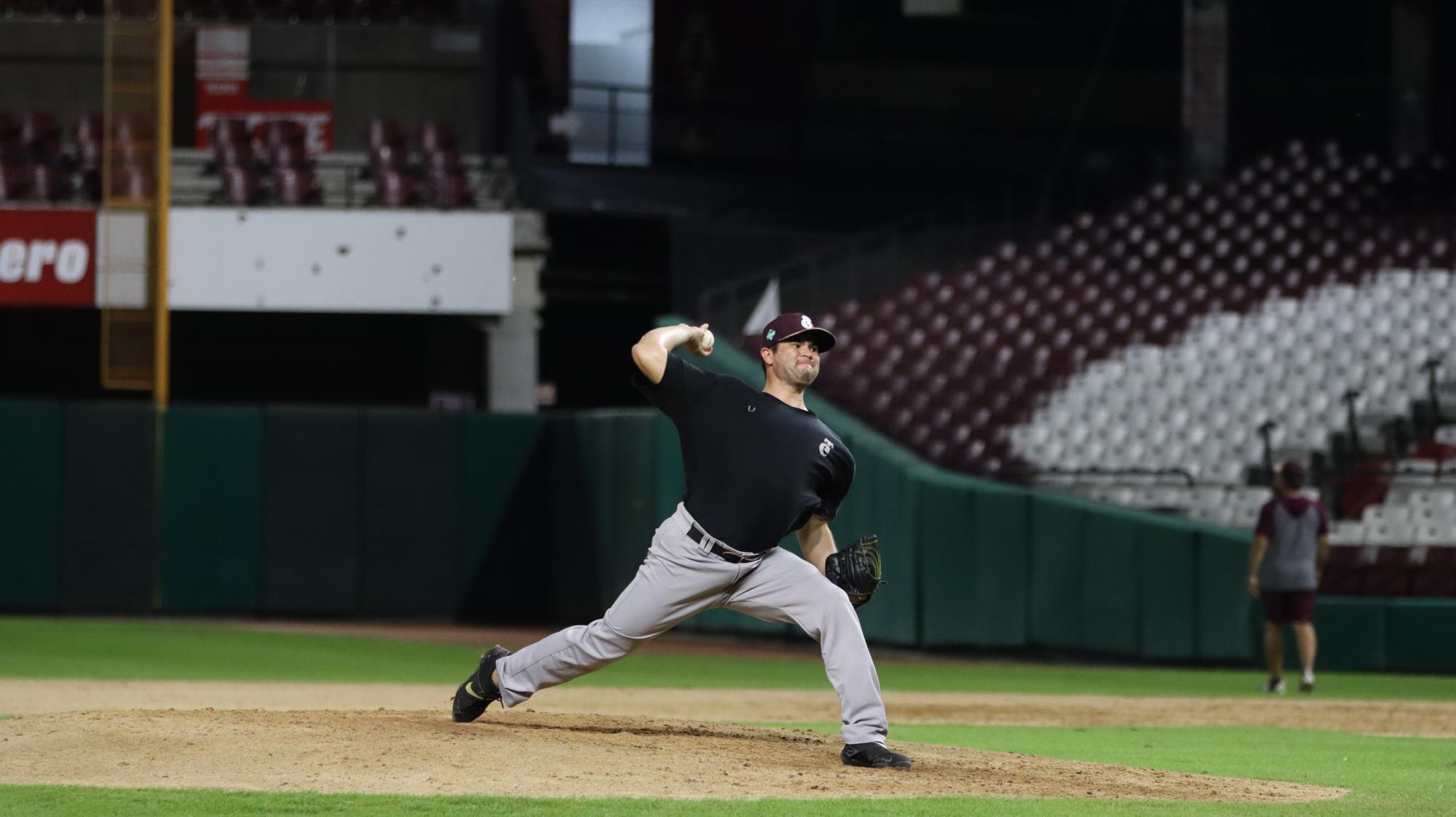 $!Yoelkis Guibert se enfoca en aportar más para Tomateros de Culiacán