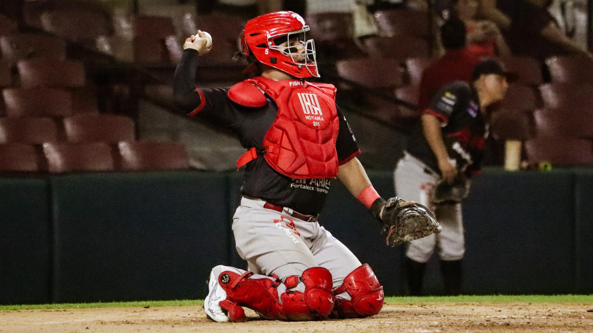 $!Venados de Mazatlán vence a Tomateros de Culiacán y se quita la barrida