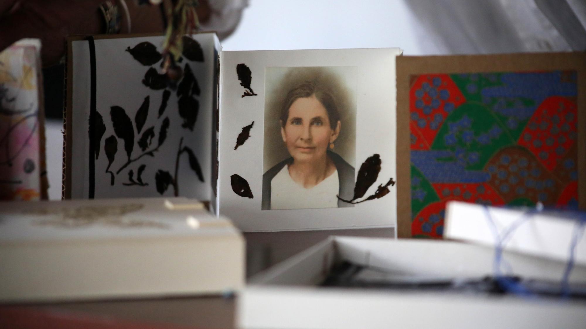 $!Un libro de artista es una obra muy personal, coinciden las expositoras.