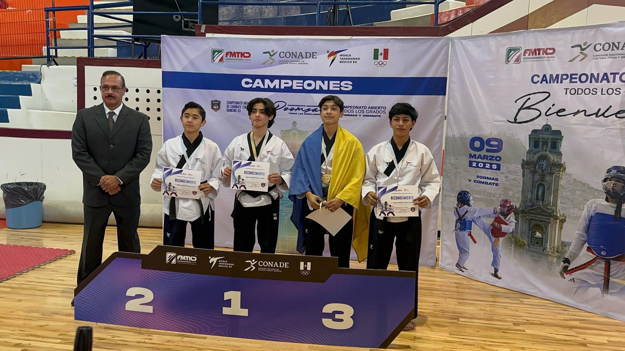 $!Mazatleco Nery Alexander Frías Mozo logra premio a su persistencia
