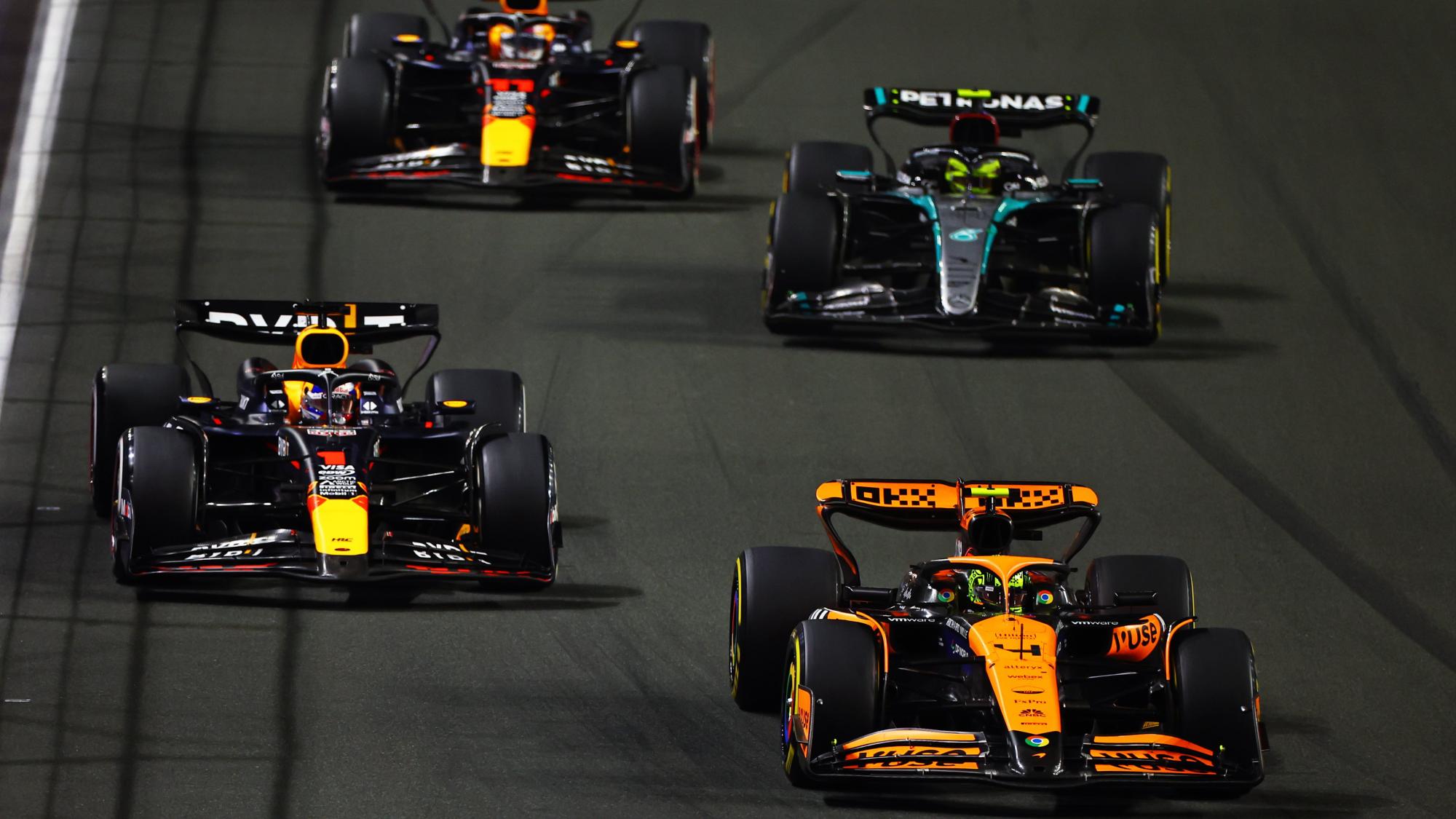 $!Checo Pérez repite podio en GP de Arabia Saudita