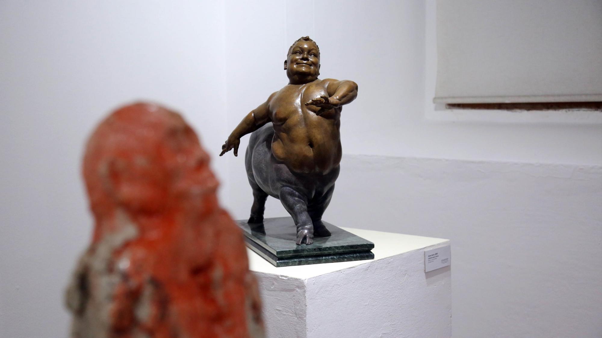$!Volúmenes Tributarios es una colectiva de escultura.