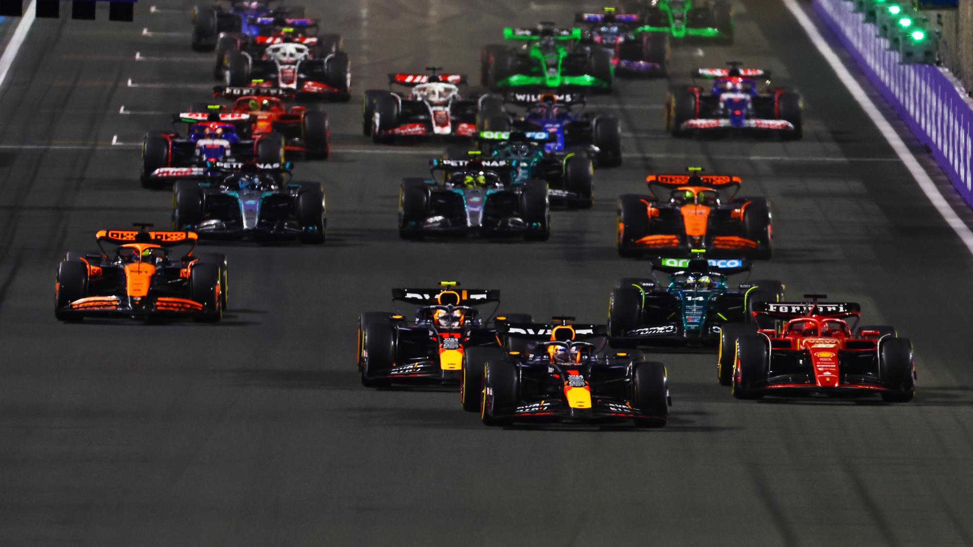 $!Checo Pérez repite podio en GP de Arabia Saudita