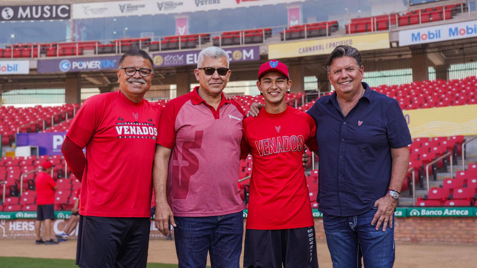 $!Es Joan Plasencia la Primera Firma del Año de Venados de Mazatlán