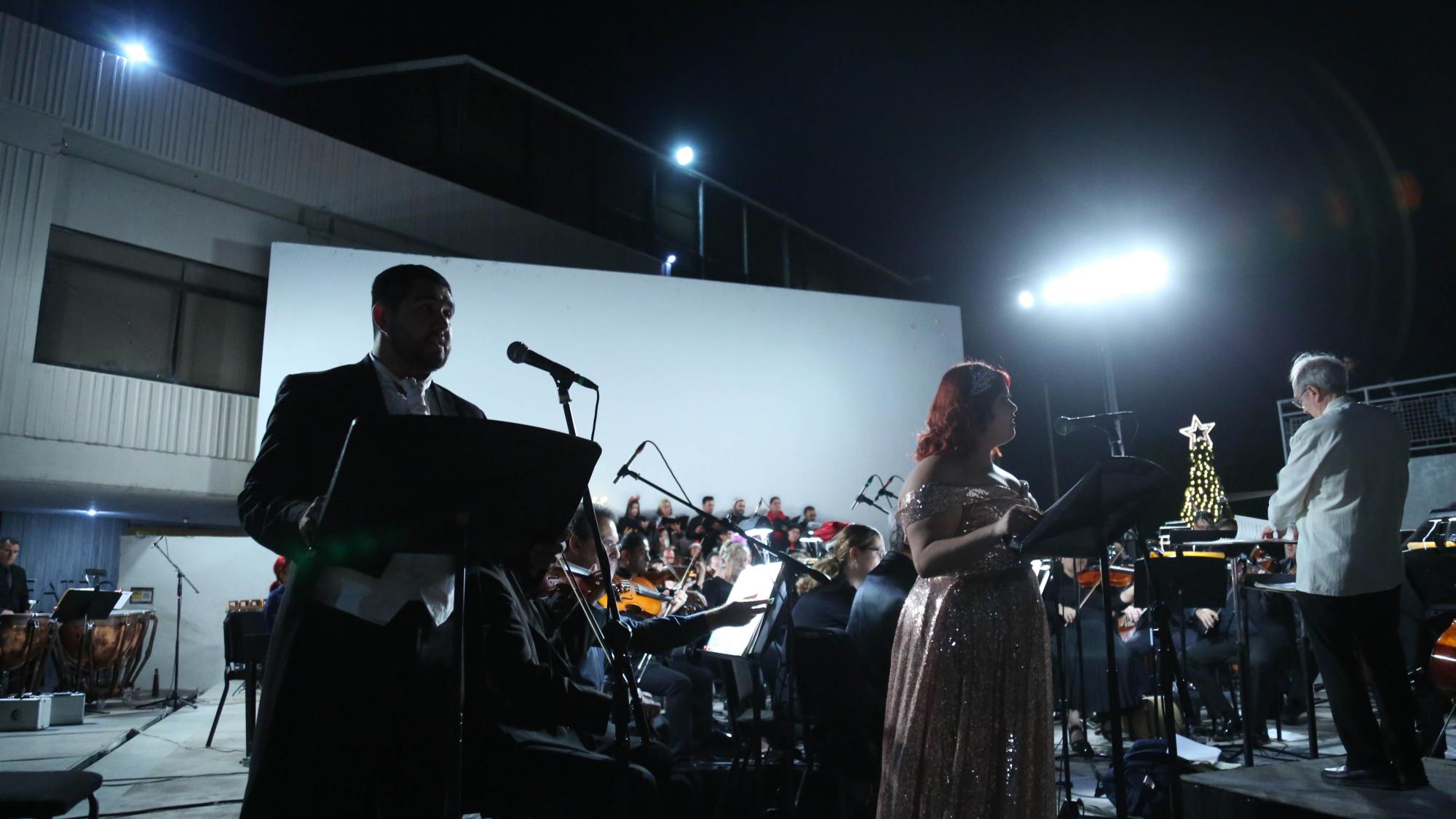 $!Participaron como solistas el tenor Luis Cornejo y la soprano Jessica Torrero .