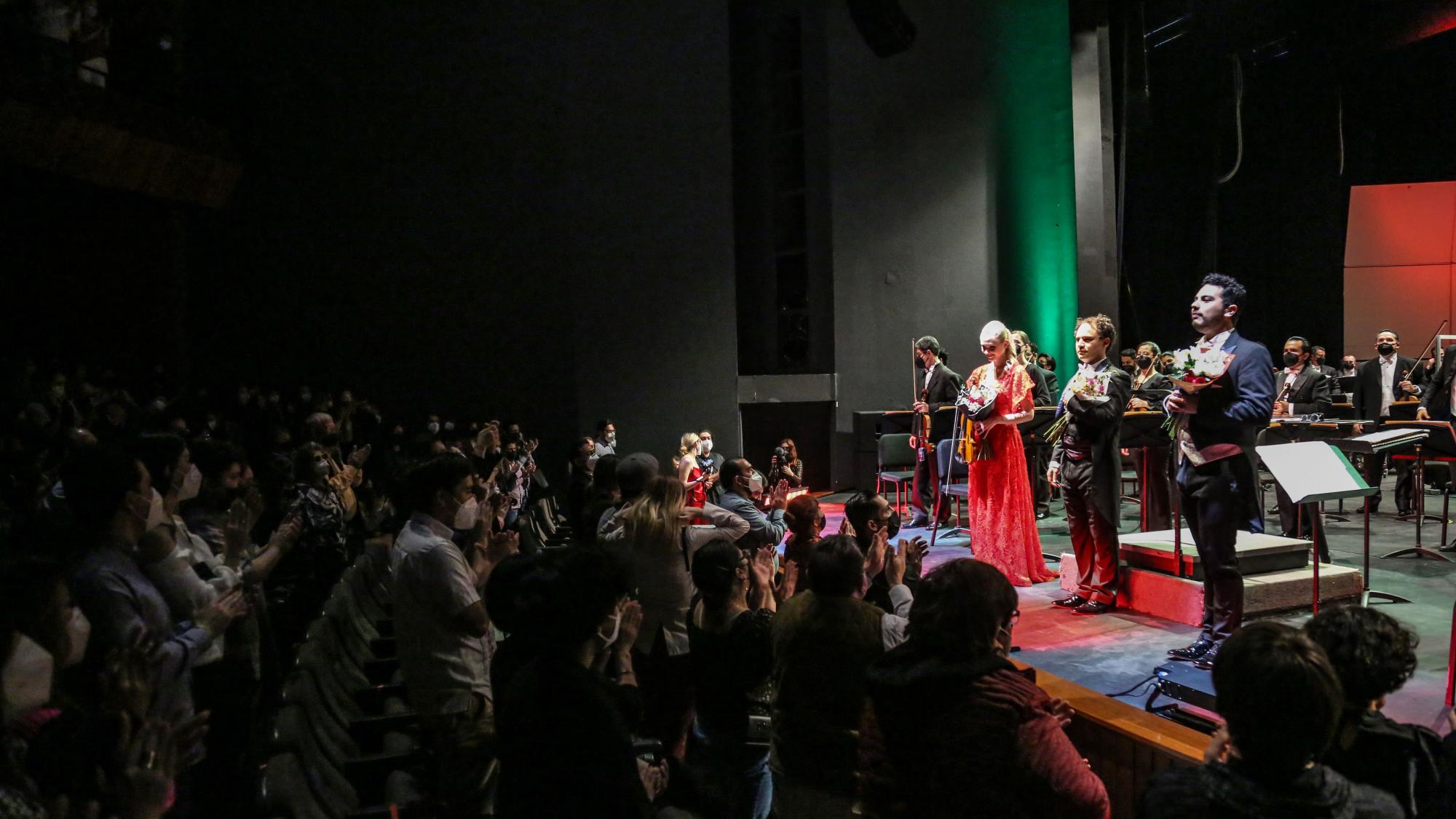 $!El concierto fue dirigido por Miguel Salmón del Real.