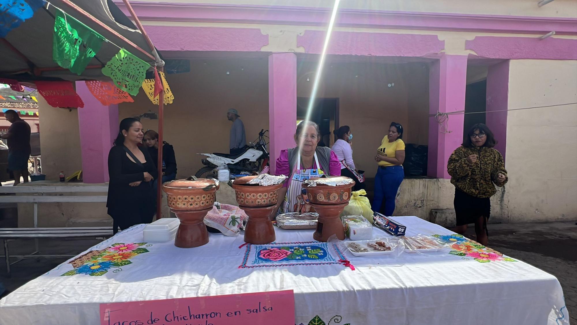 $!Realizan muestra gastronómica ‘Mujeres emprendedoras de Chametla’