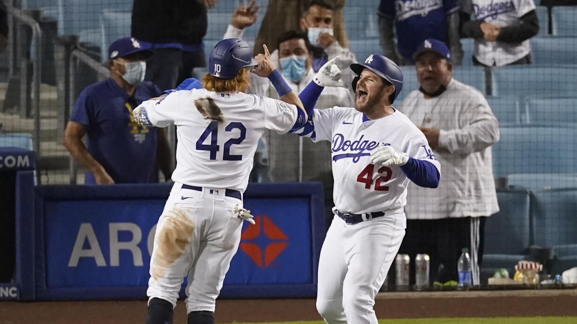 $!Julio Urías tiene complicada salida ante Rockies