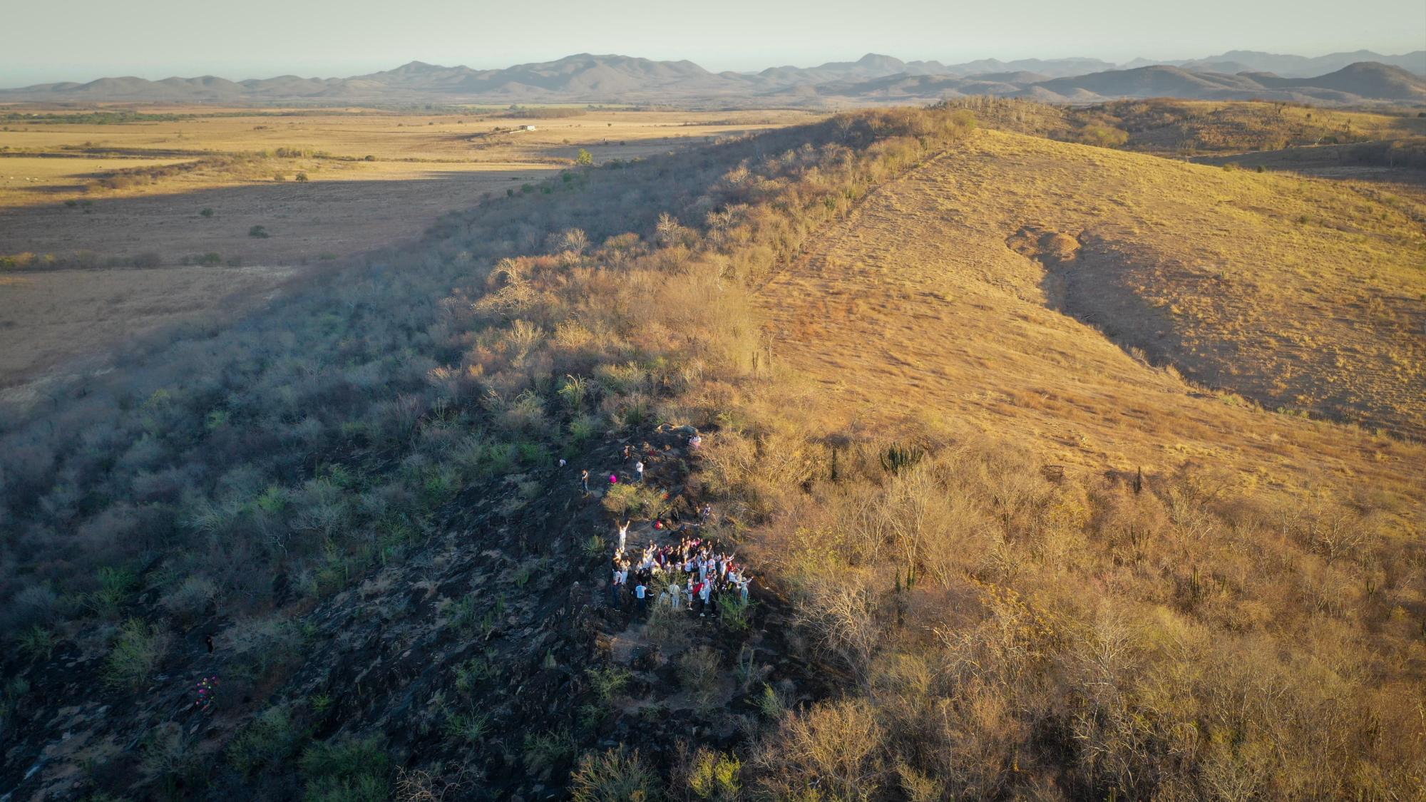 $!En el cerro de Los Chivos, en Tacuichamona, reciben el Equinoccio de Primavera