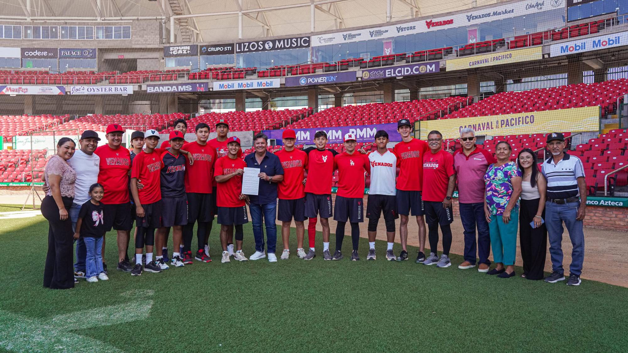$!Es Joan Plasencia la Primera Firma del Año de Venados de Mazatlán