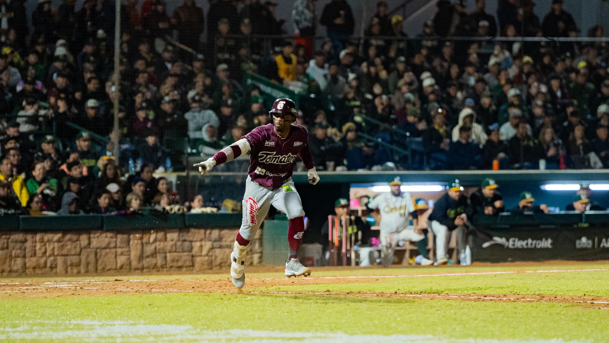 $!Tomateros se lleva emocionante triunfo ante Cañeros para tomar ventaja en las semifinales