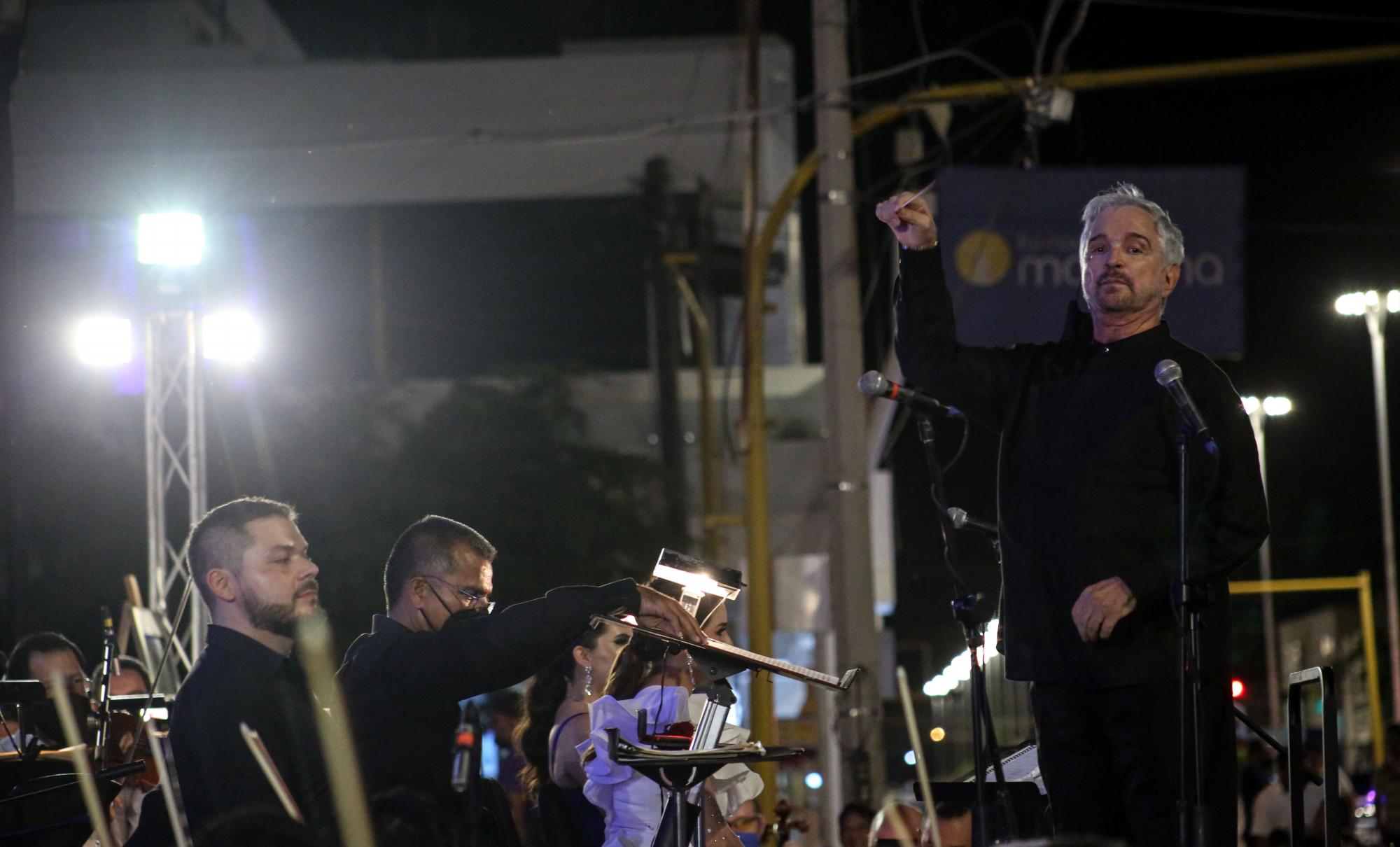$!‘Vuelan alto’ en Guamúchil con la música