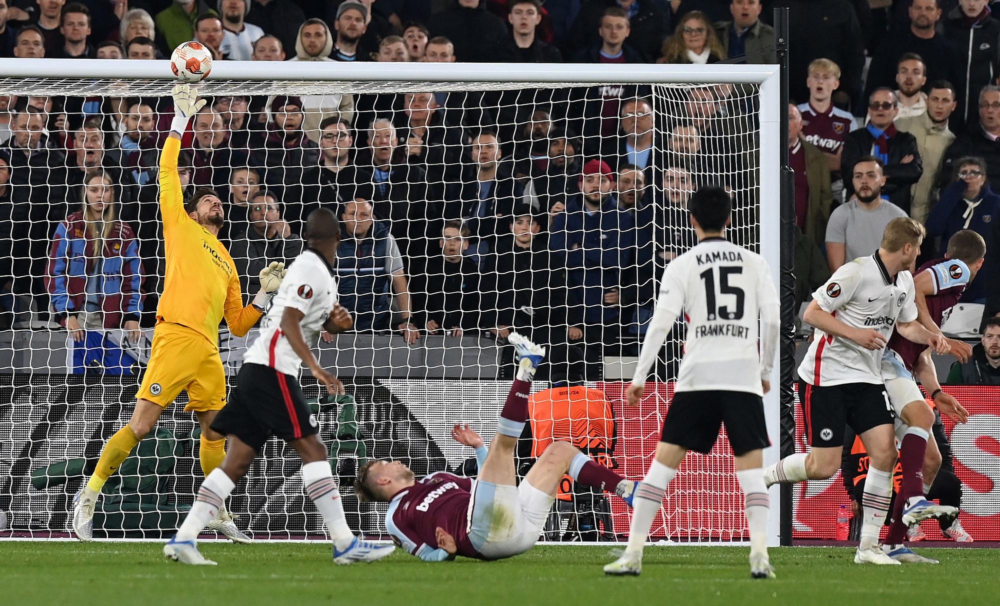 $!Leipzig y Eintracht golpean primero en las semifinales de la Europa League
