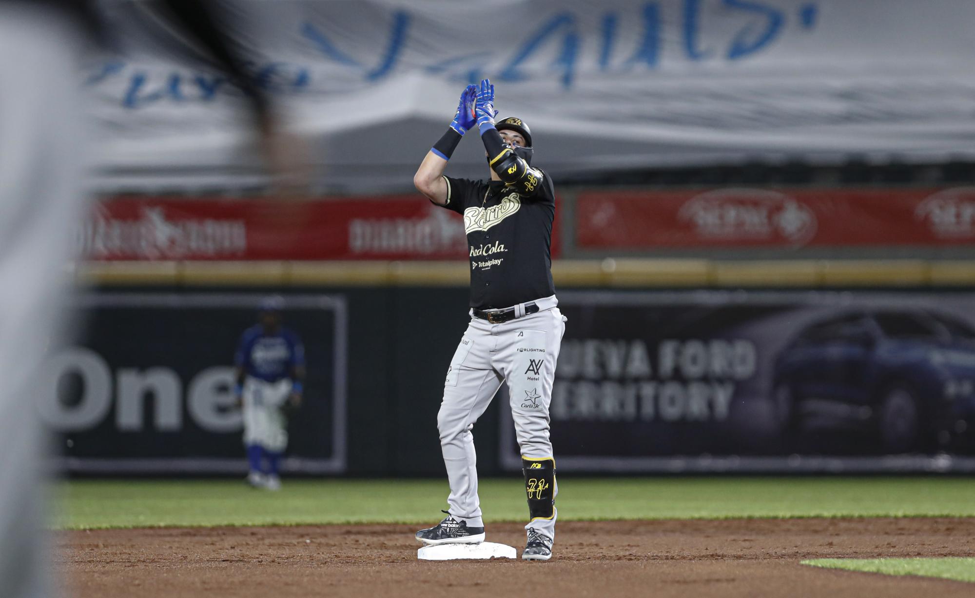 $!Evita Yaquis la barrida y vence a Charros en último juego de la serie