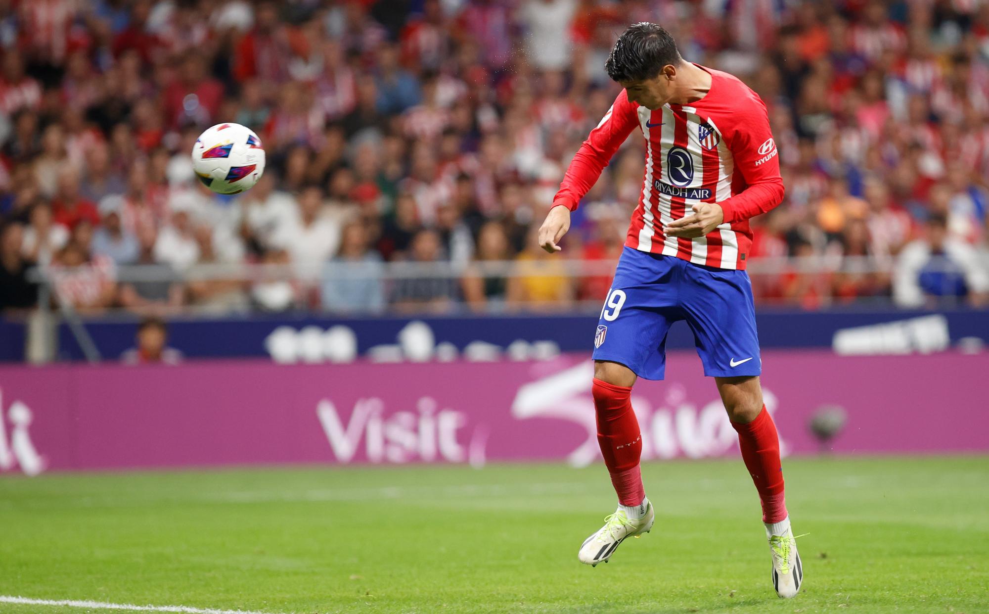 $!El Atlético frena en seco al Real Madrid y hace líder al Barcelona
