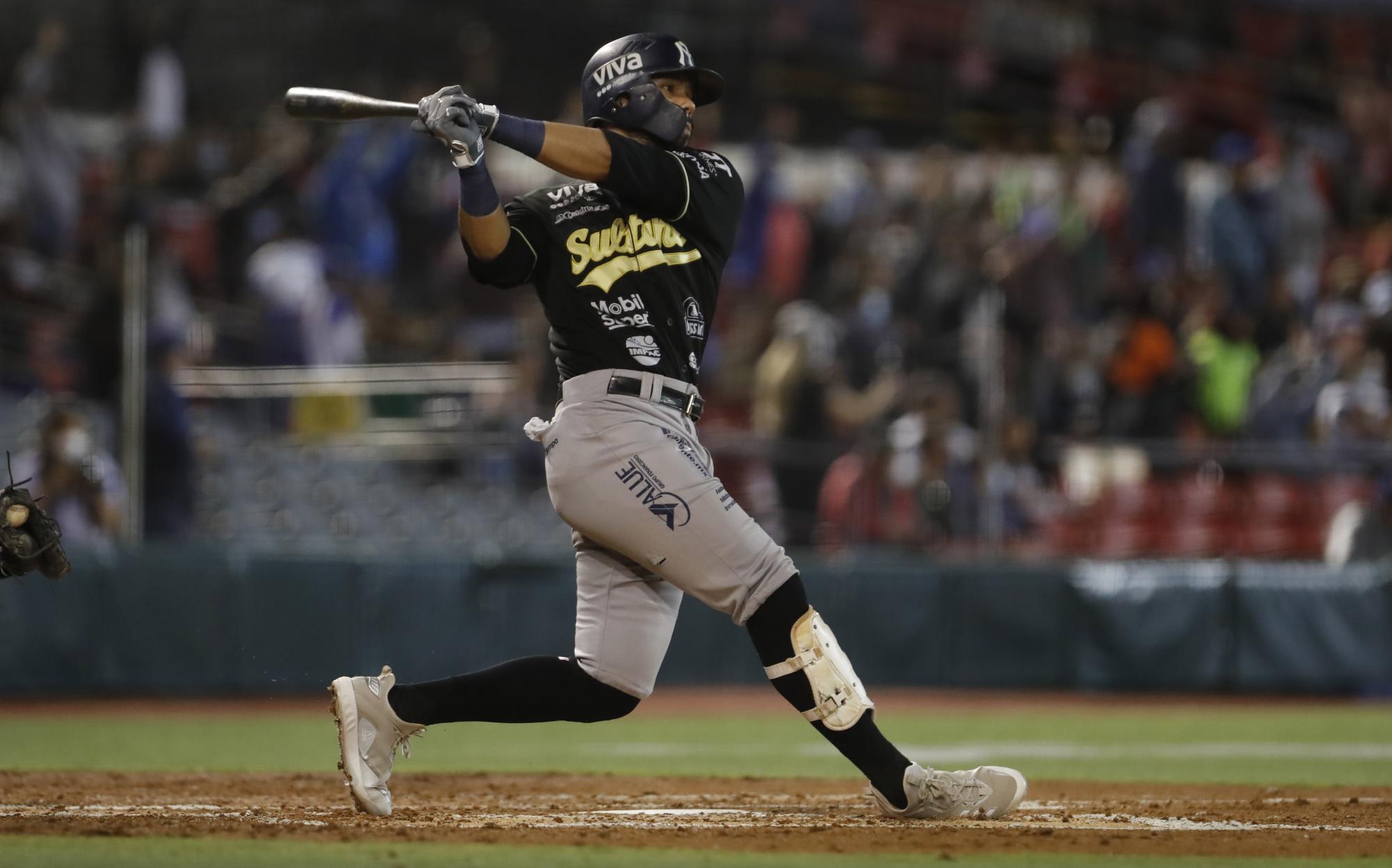 $!Duelo de pitcheo se inclina para Sultanes y se empareja la serie ante Charros