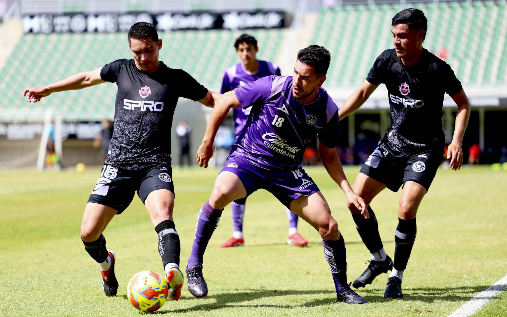 $!Mazatlán empata con Mineros en duelo amistoso