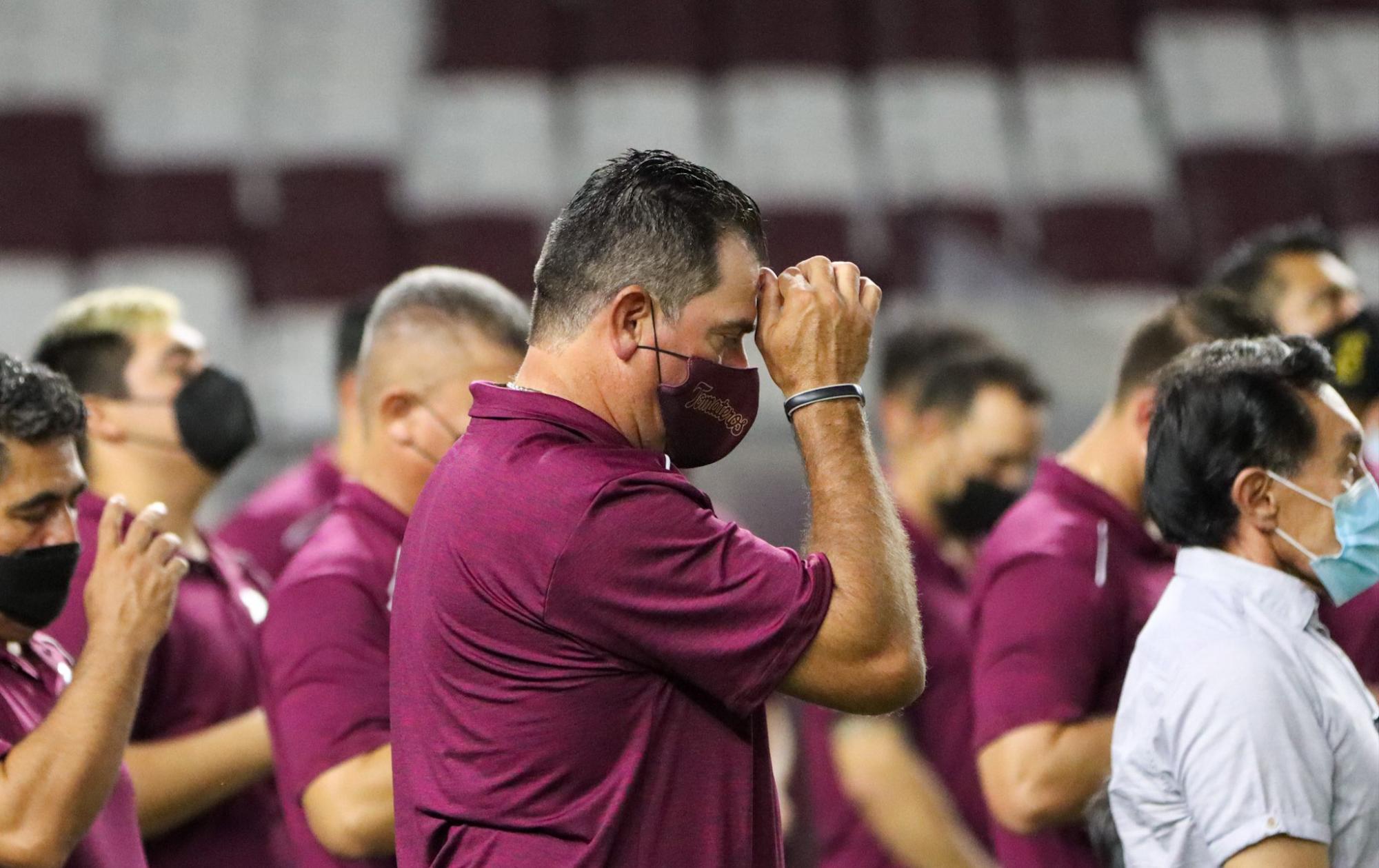 $!Tomateros de Culiacán cierra preparación y da gracias a Dios