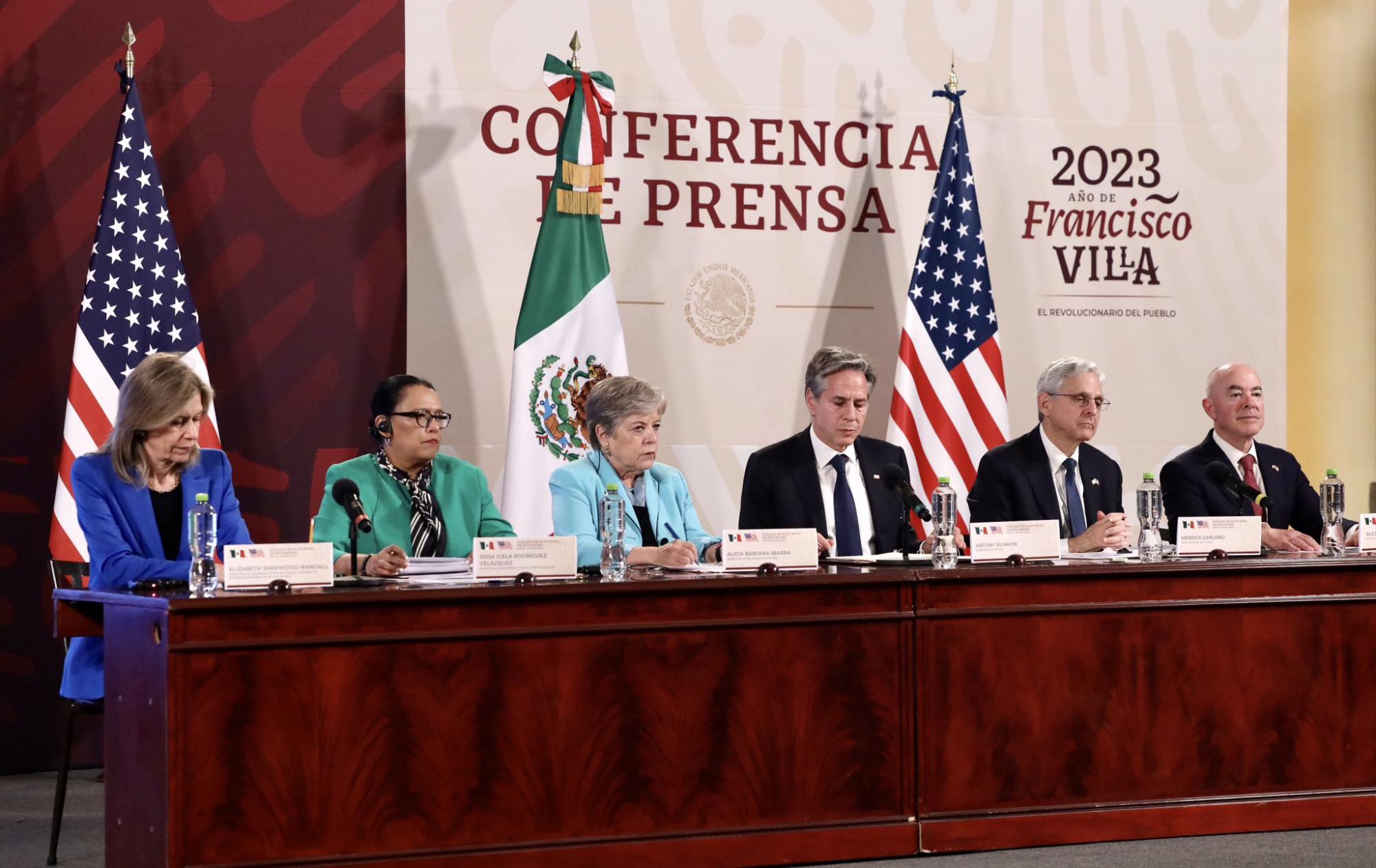 $!Ni México ni EU dan su brazo a torcer sobre el tema del fentanilo en el ‘diálogo’