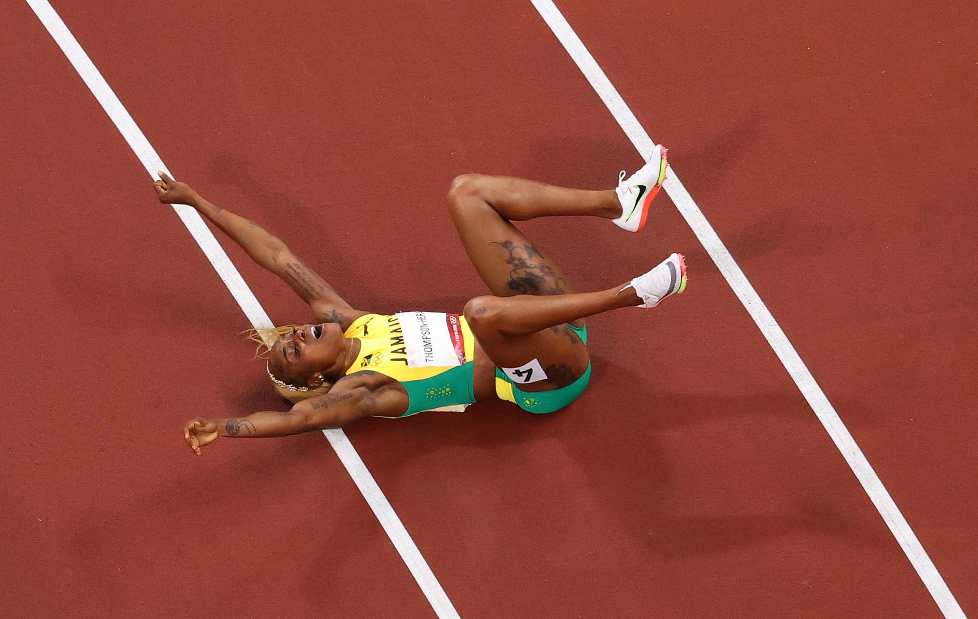 $!Elaine Thompson retiene la corona de 100 metros con récord olímpico