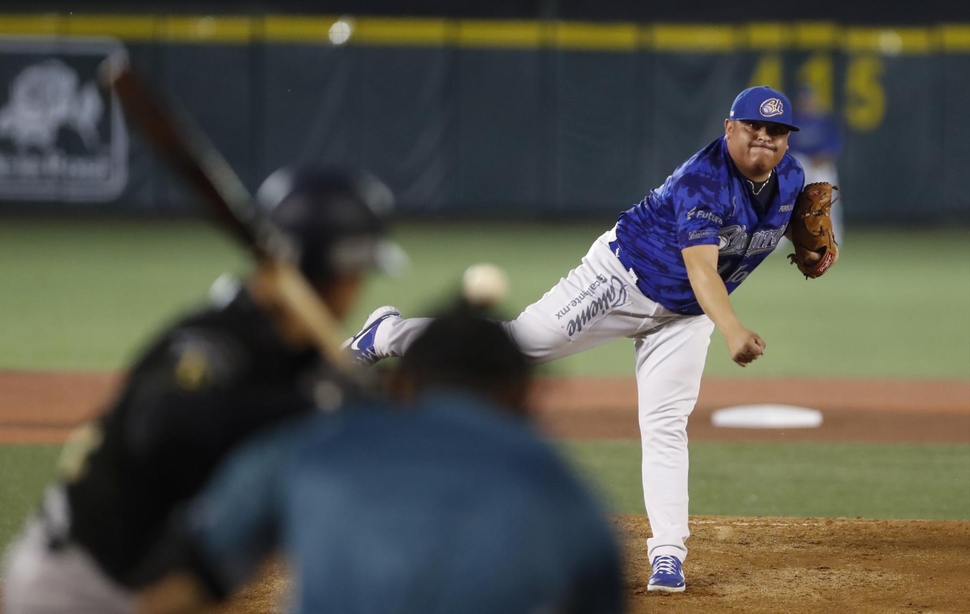 $!Duelo de pitcheo se inclina para Sultanes y se empareja la serie ante Charros