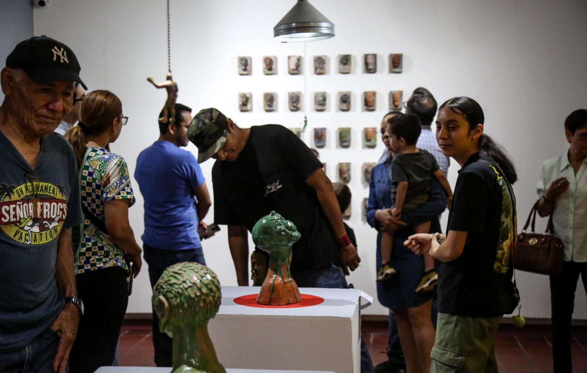 $!Guardianes de Lenin Márquez se exhibe en la Sala 2 del museo.