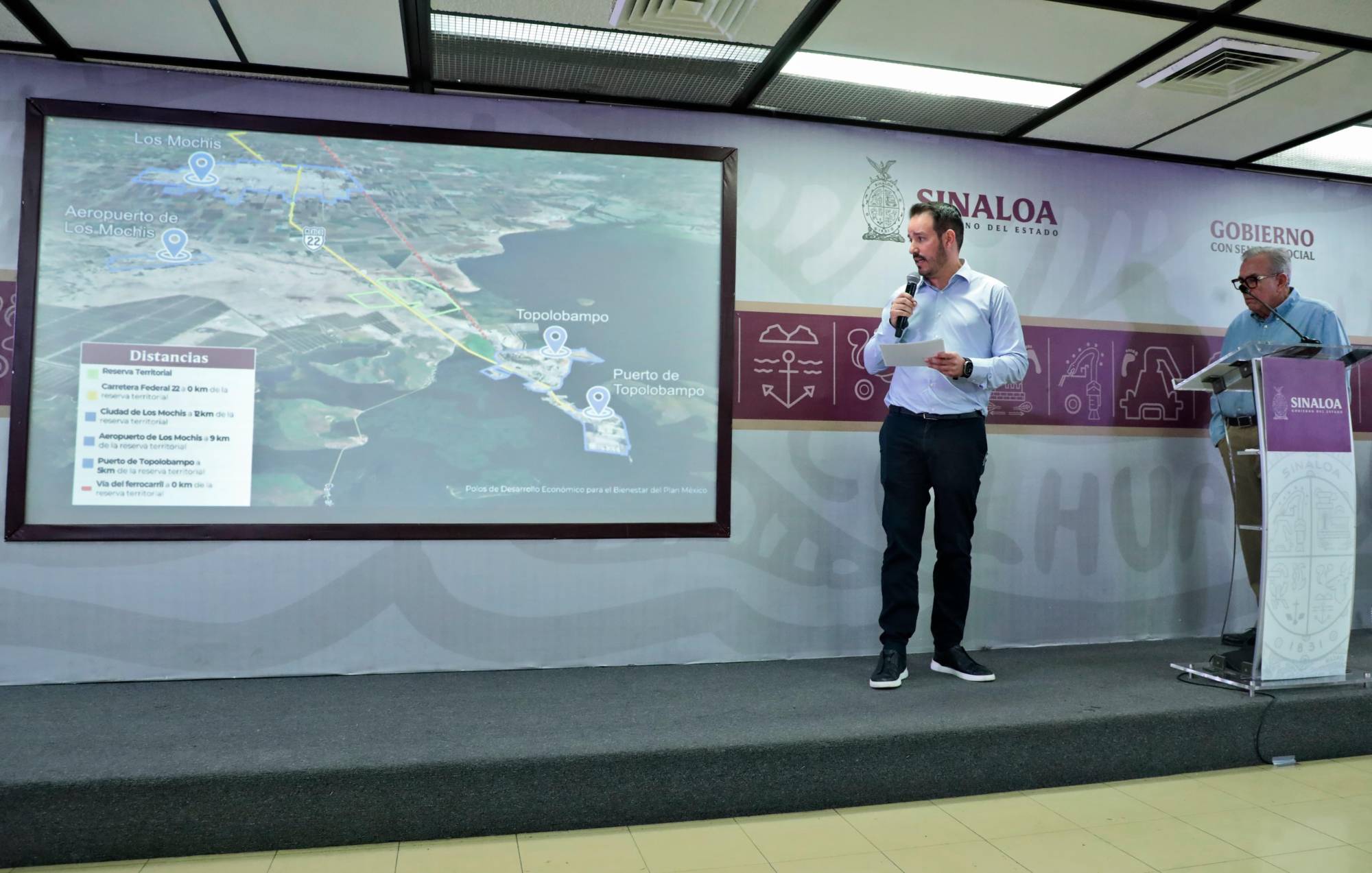 $!Sinaloa, tierra de oportunidades, dice Rocha Moya tras inclusión de Topolobampo como Polo de Desarrollo