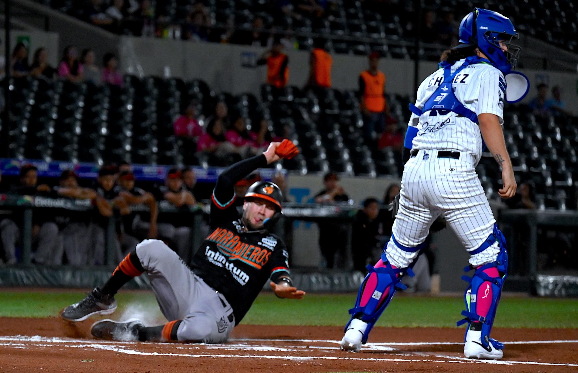 $!Murillo guía triunfo de Naranjeros ante Yaquis en primero de la serie