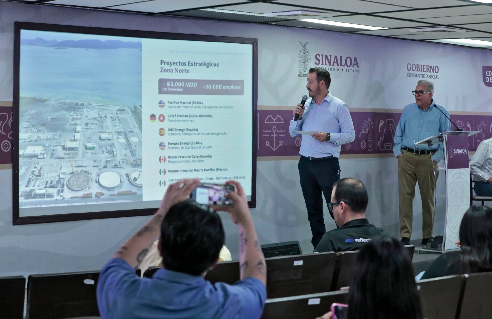 $!Sinaloa, tierra de oportunidades, dice Rocha Moya tras inclusión de Topolobampo como Polo de Desarrollo