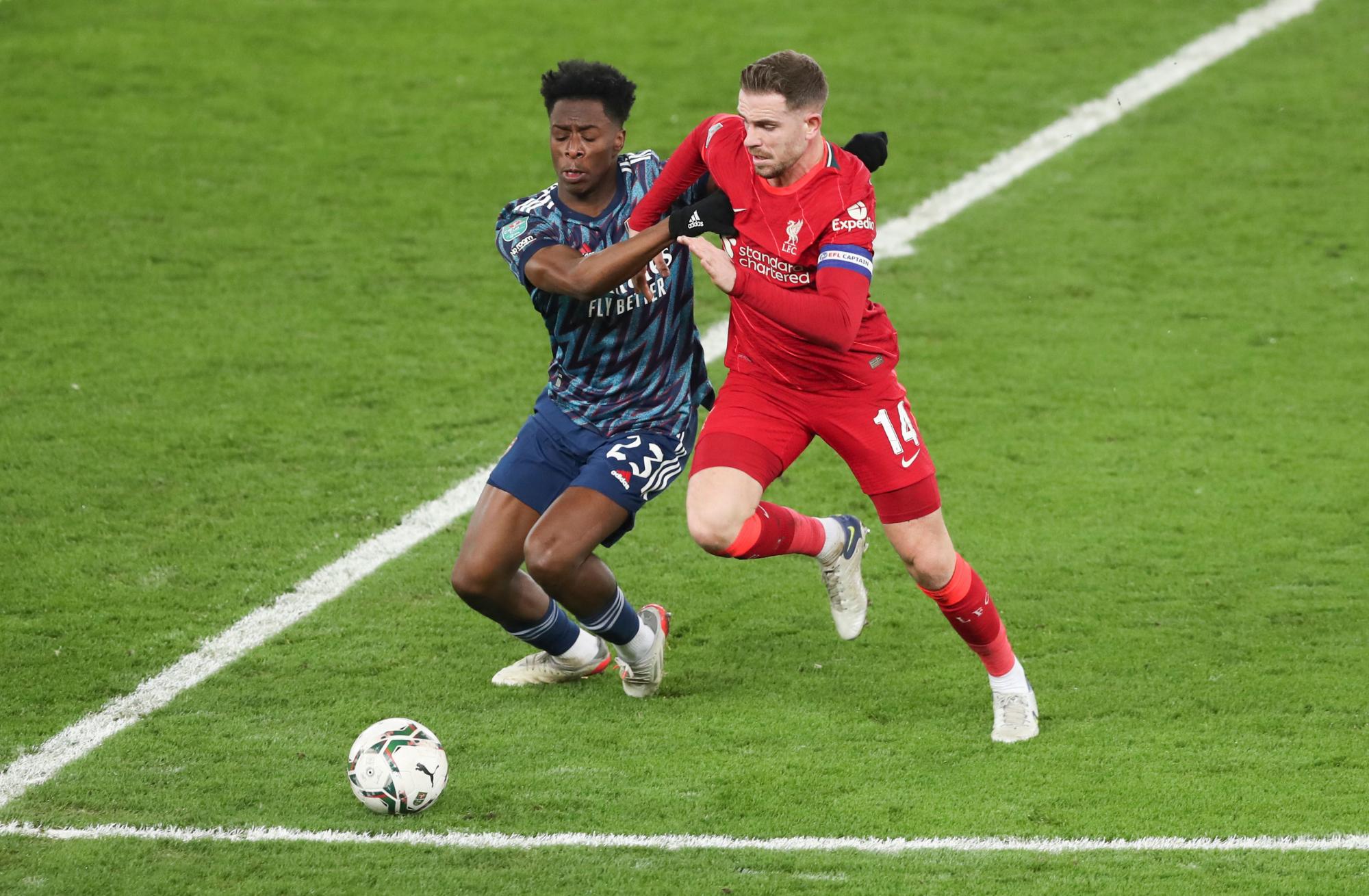 $!Liverpool no puede vencer al Arsenal, que terminó el juego con 10 elementos en la cancha
