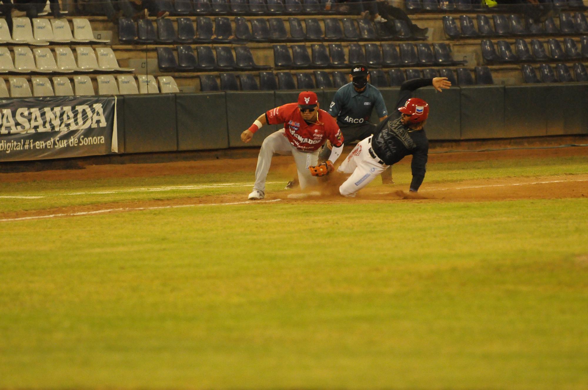 $!Venados de Mazatlán vence 8-6 a Mayos de Navojoa y asegura su primera serie como visitante