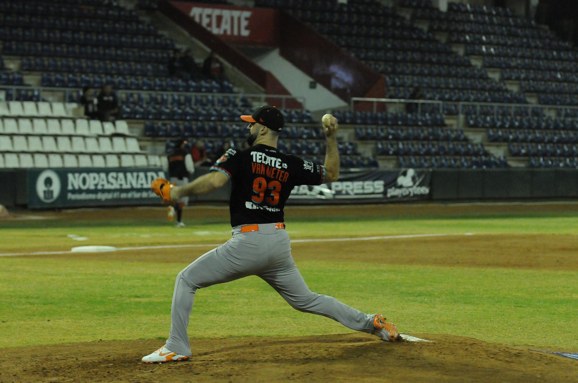 $!Naranjeros retoma la ventaja en dramático juego