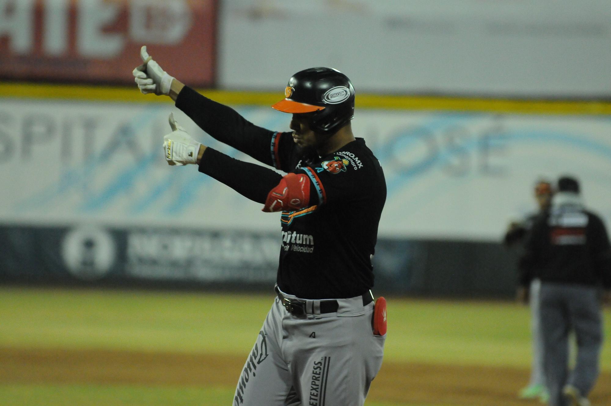 $!Naranjeros le remonta a Mayos y está ya en semifinales