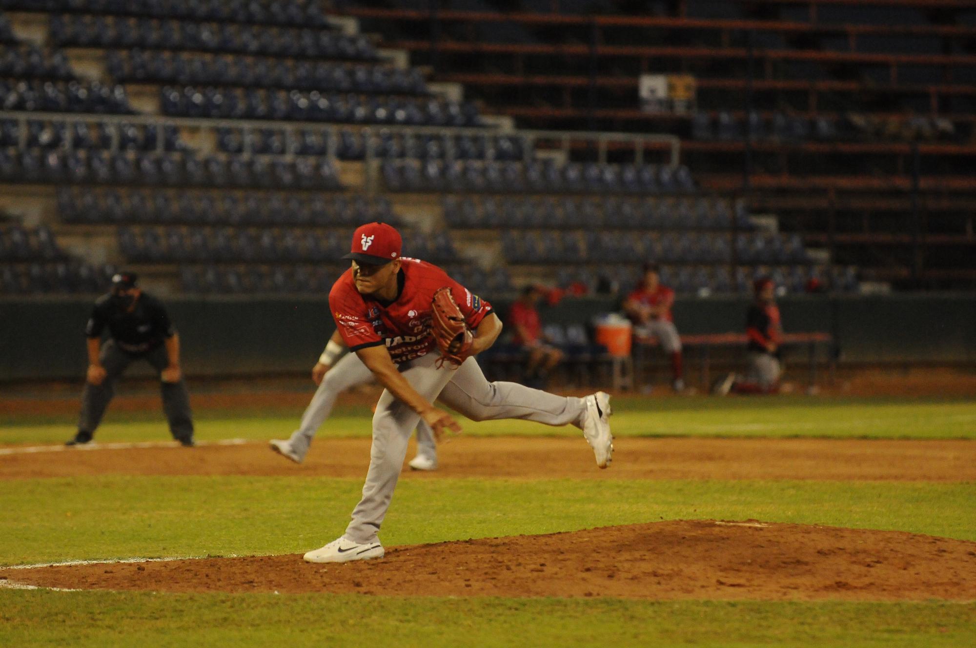 $!Venados de Mazatlán se guarda la escoba; Mayos de Navojoa gana 4-2 el tercero de la serie