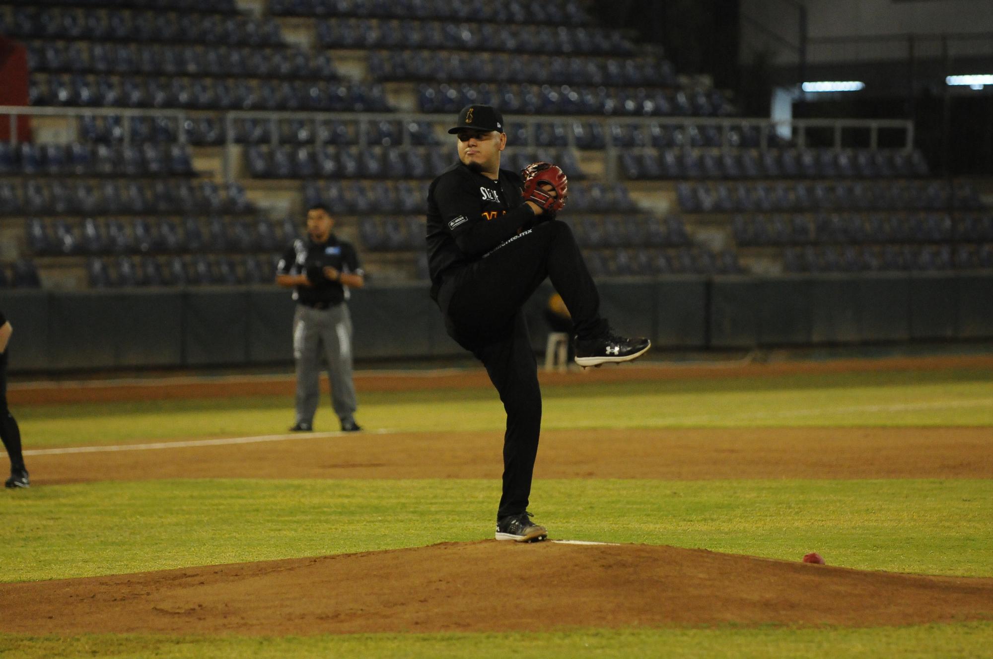 $!Sultanes de Monterrey doblega a Mayos enNavojoa