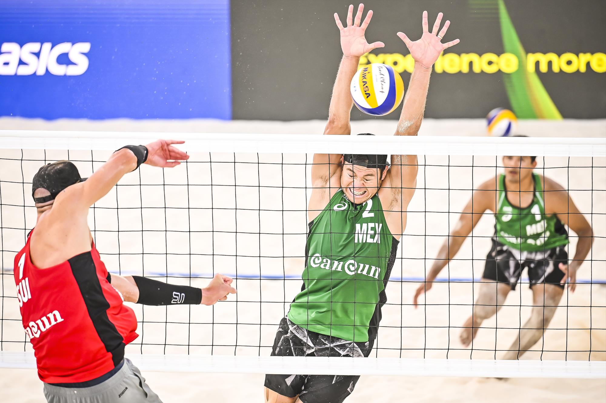 $!Sinaloenses Gaxiola y Rubio pierden en octavos de final en Tour Mundial de Voleibol de Playa