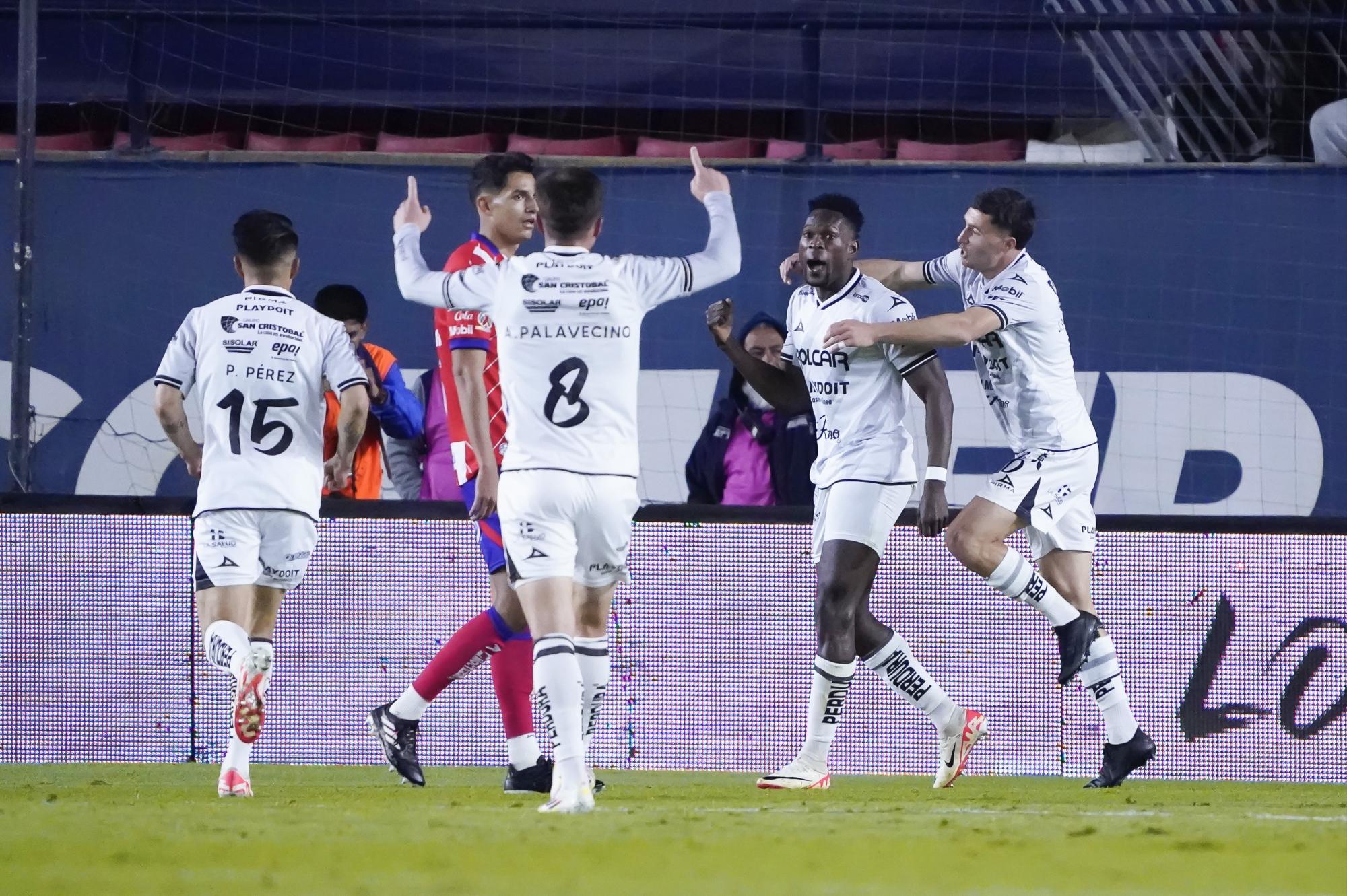 $!Necaxa golea de visita en San Luis