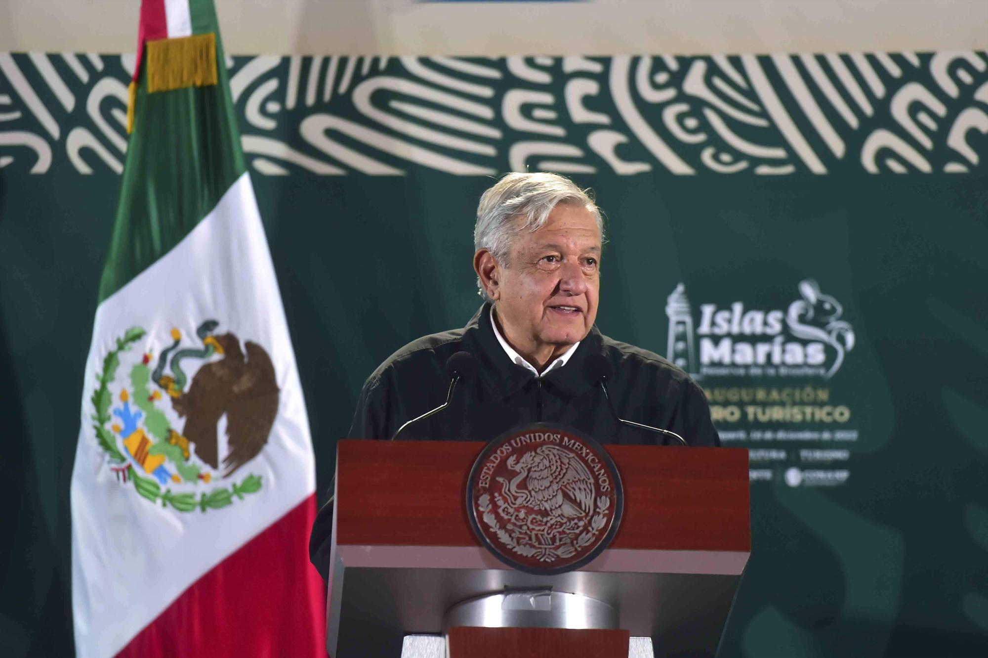 $!’Queremos que la mayoría de los mexicanos vengan a disfrutar Islas Marías’: AMLO