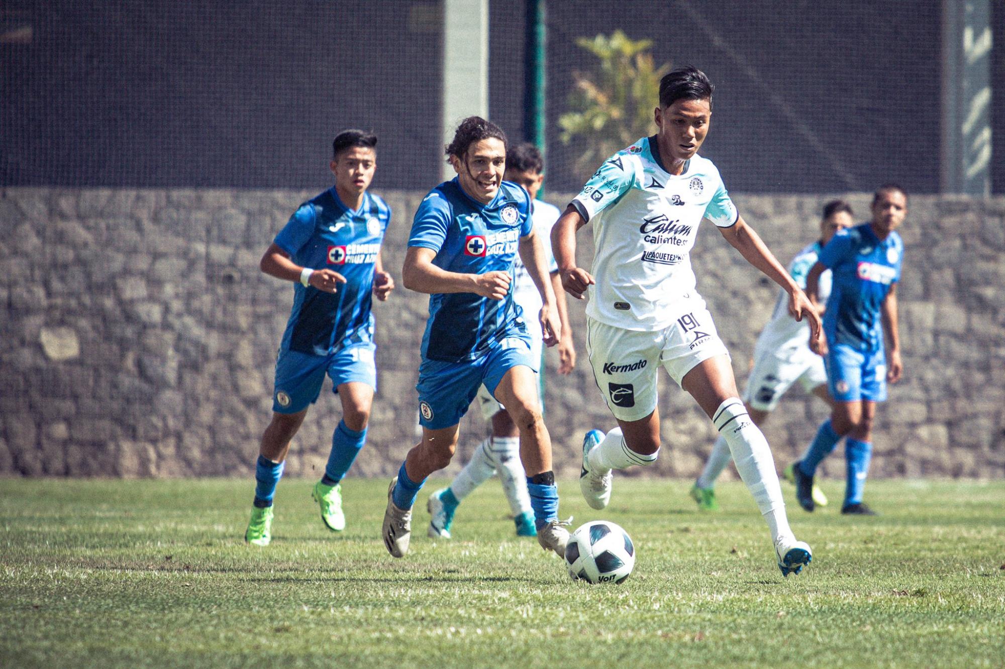 $!Inferiores del Mazatlán FC suman puntos en su visita a Cruz Azul