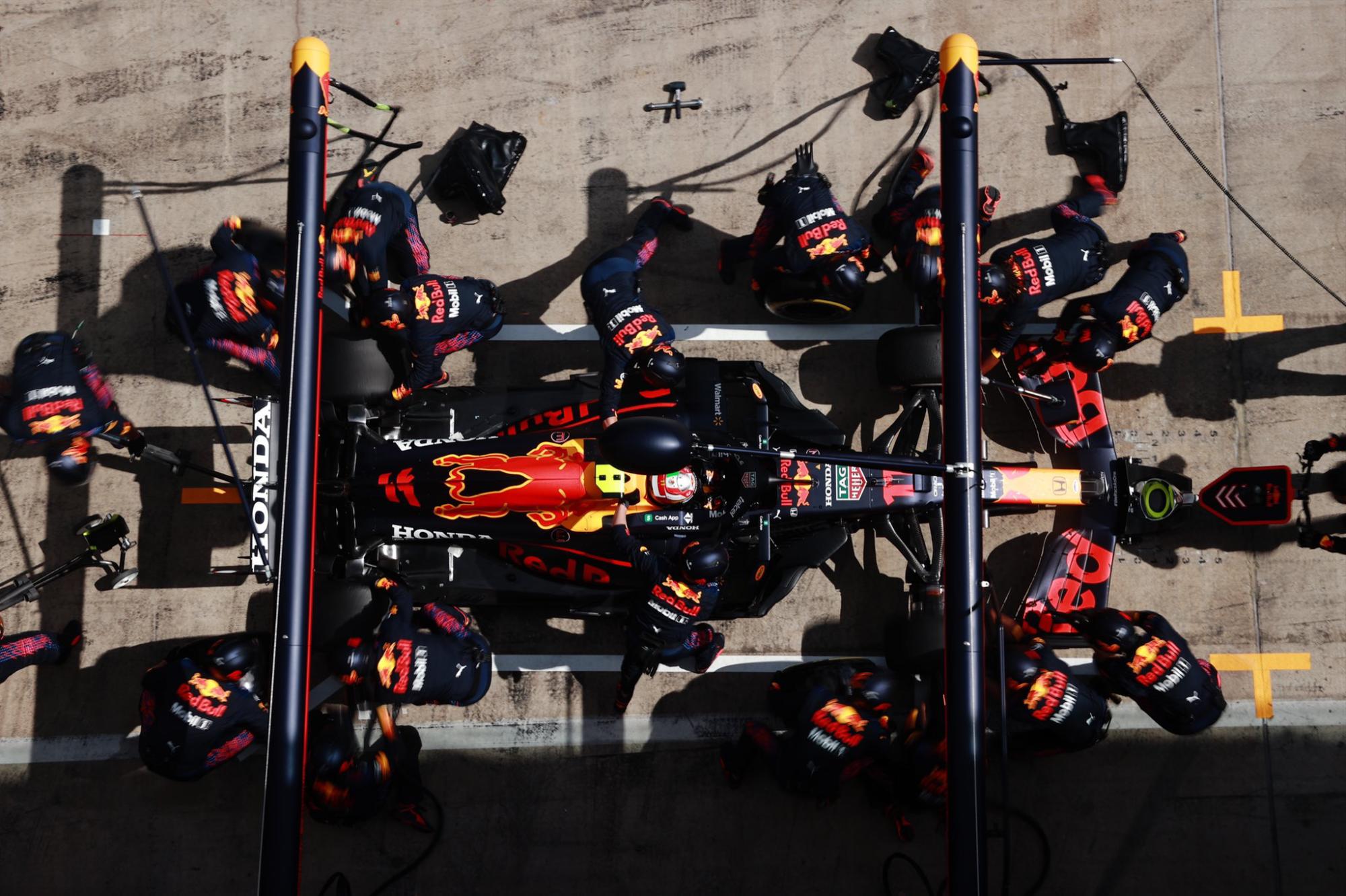 $!Max Verstappen domina en el GP de Estiria de la F1; Checo termina cuarto