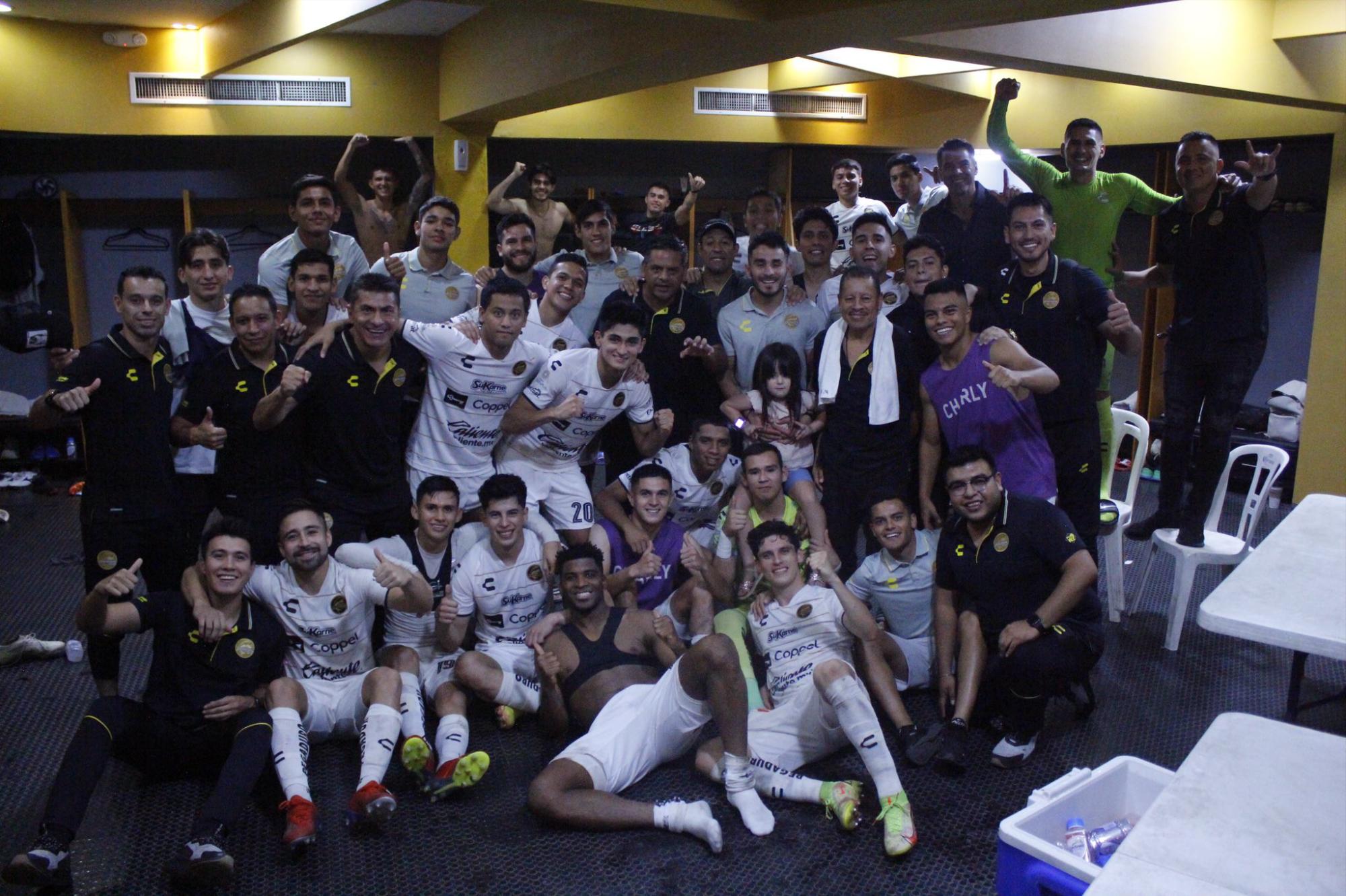 $!Dorados de Sinaloa se impone a Alebrijes para escalar posiciones en el Apertura 2022
