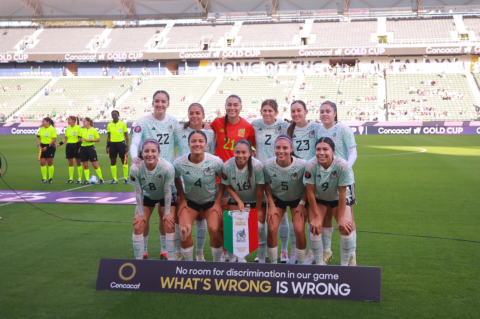 $!México aplasta a Dominicana en la Copa Oro W