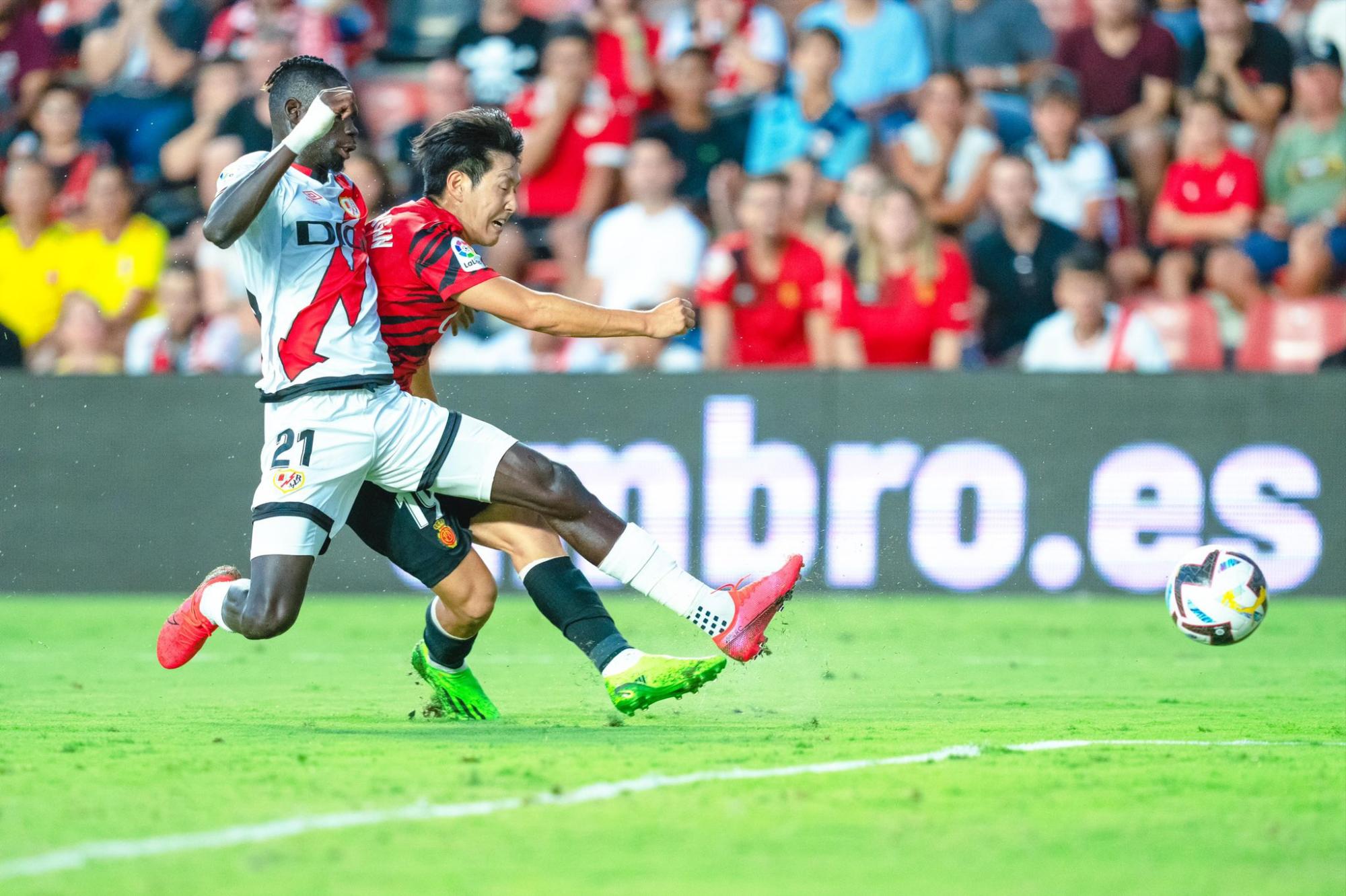 $!El Mallorca del ‘Vasco’ Aguirre saca los tres puntos en Vallecas