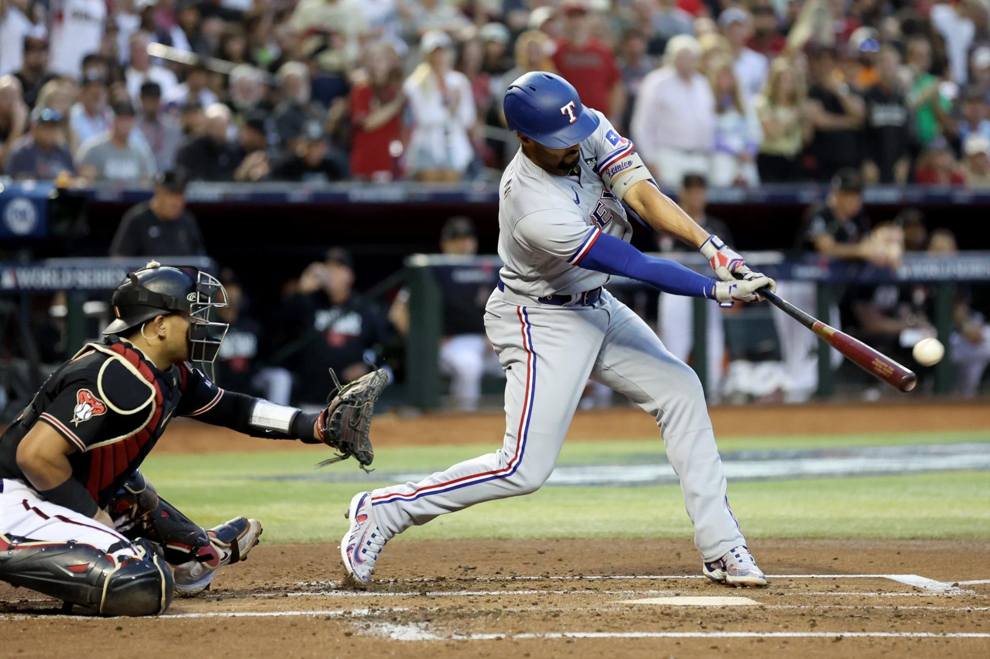 $!Rangers, a un triunfo de su primer título tras paliza sobre Diamondbacks