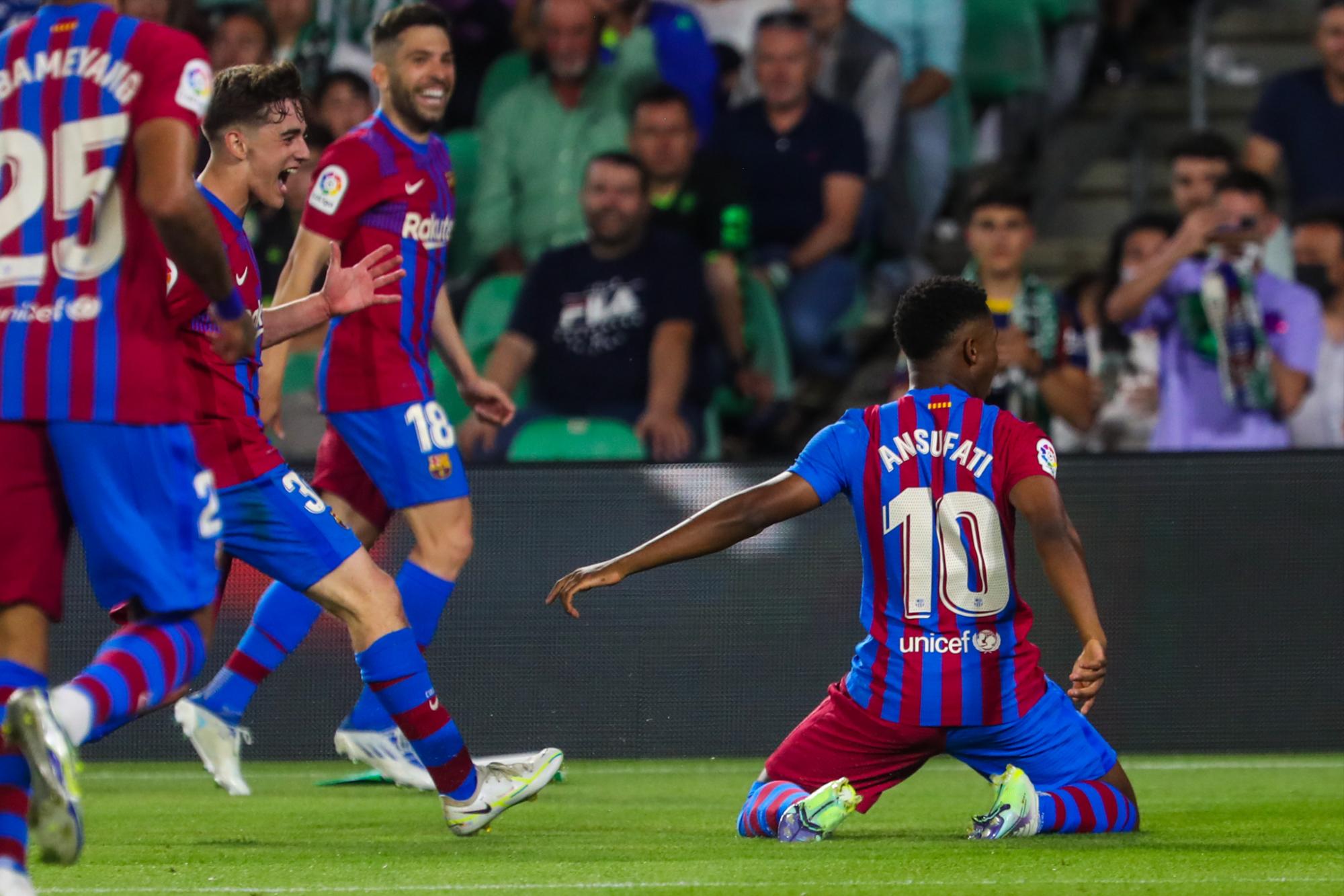 $!Barcelona vence al Betis de Guardado y asegura puestos de Champions