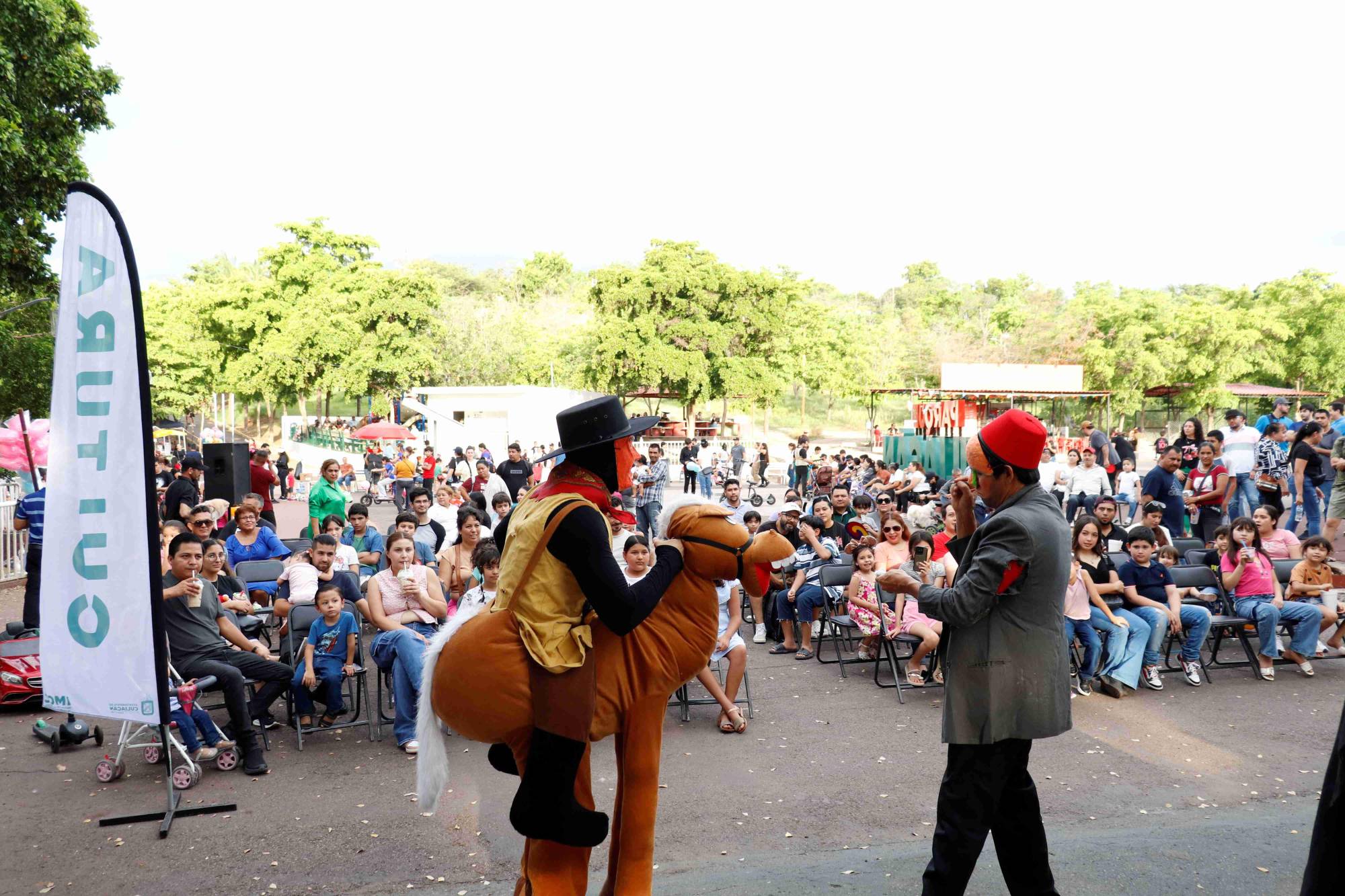 $!Una nutrida asistencia tuvo la presentación.