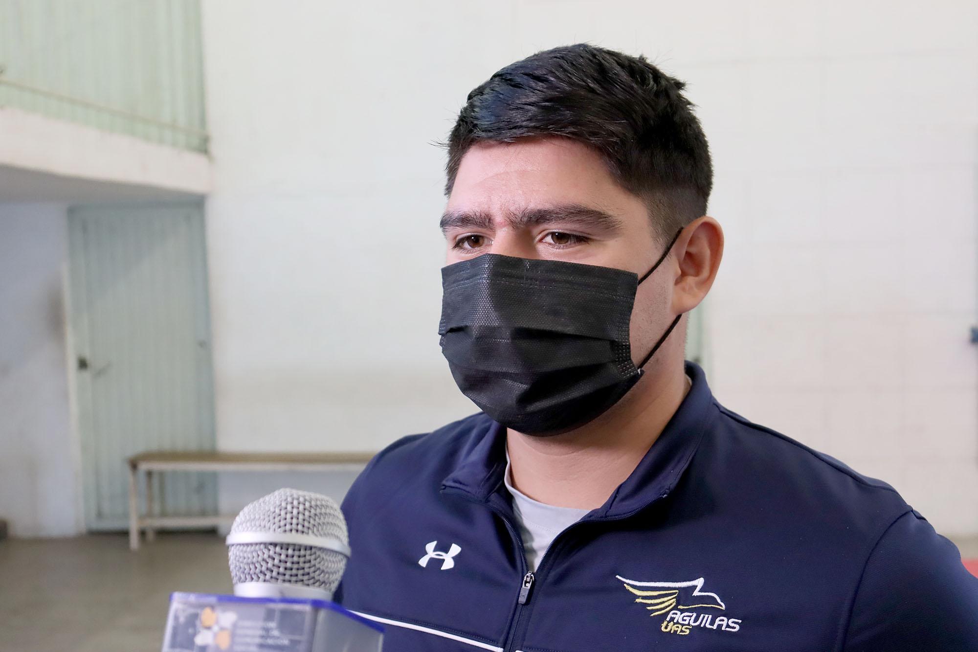 $!Eross Acosta, hermano de la seleccionada olímpica Briseida Acosta, gana oro en Nacional de Taekwondo